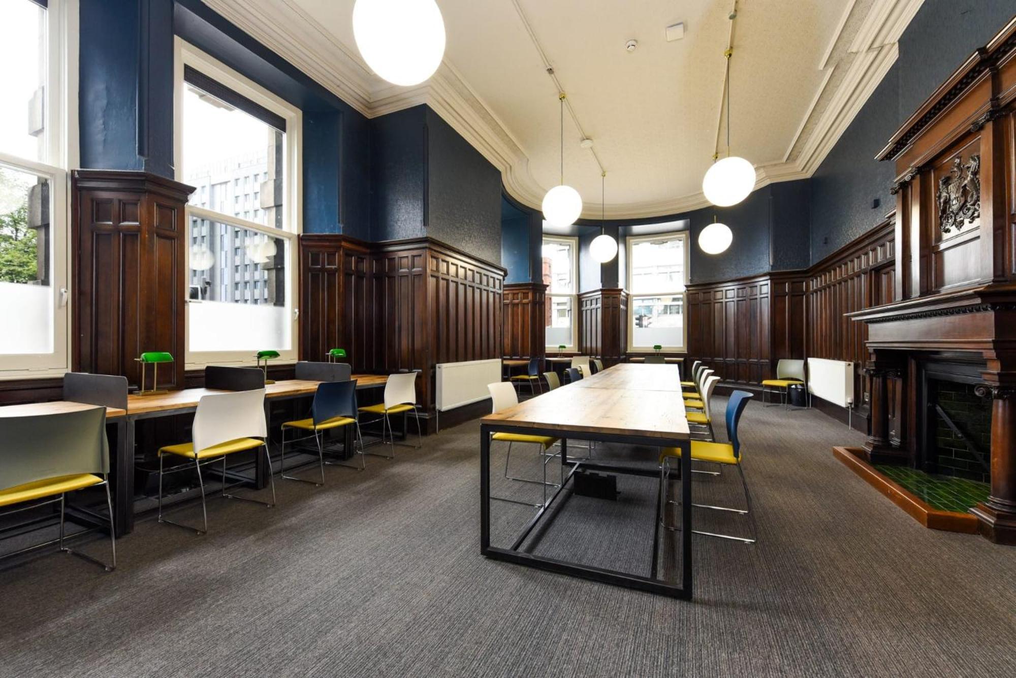 For Students Only Student Roost John Bell House Belfastアパートメント エクステリア 写真